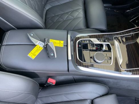 Certified 2024 BMW X5 xDrive40i w/ Premium Package AWD/4WD image 34