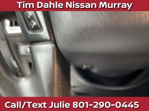 Used 2025 Nissan Frontier SV AWD/4WD image 31