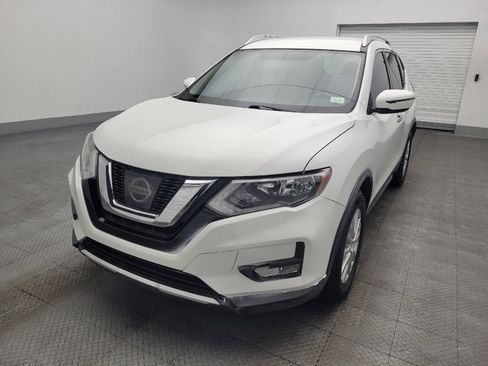 Used 2017 Nissan Rogue SV image 15