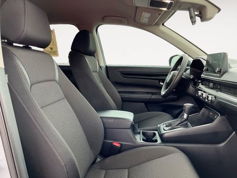 Used 2025 Honda CR-V LX image 15