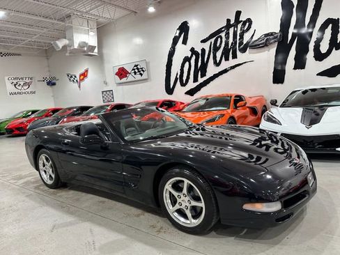 Used 2002 Chevrolet Corvette Convertible w/ Preferred Equipment Group2 RWD image 23