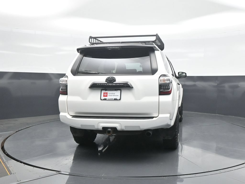 Used 2021 Toyota 4Runner Venture w/ Moonroof Package AWD/4WD image 6