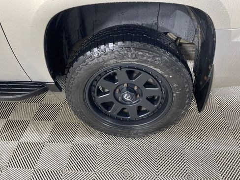 Used 2008 GMC Yukon XL SLT image 21