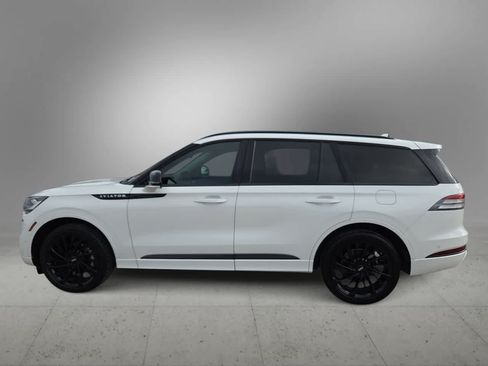 Used 2023 Lincoln Aviator Reserve w/ Jet Package AWD/4WD image 5