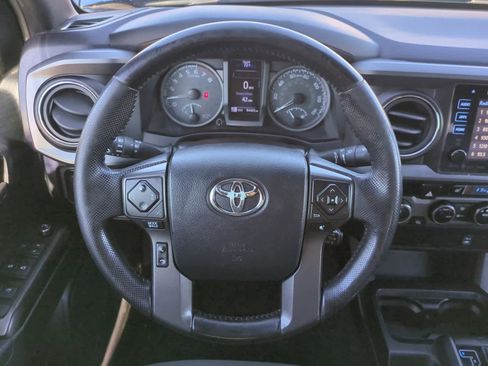 Used 2016 Toyota Tacoma 4x4 Double Cab image 22