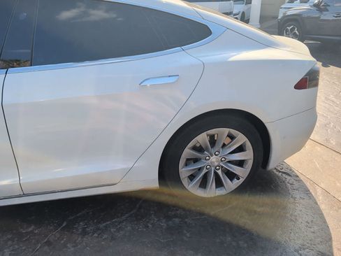 Used 2017 Tesla Model S 75 RWD image 12