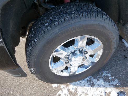 Used 2019 GMC Sierra 3500 Denali w/ Duramax Plus Package image 16