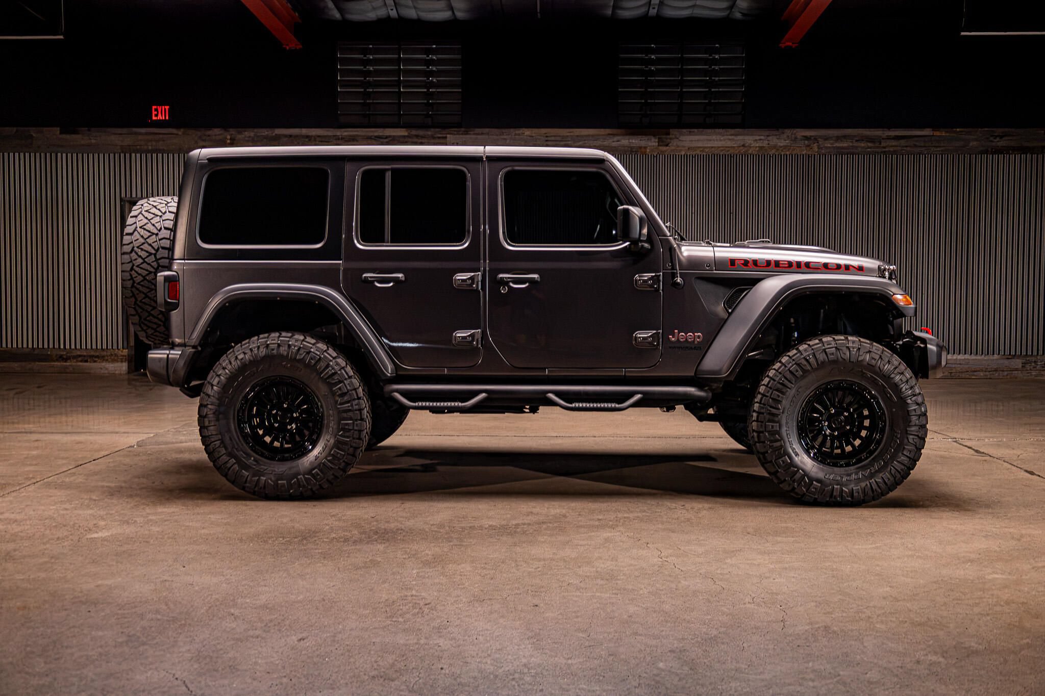 Used 2021 Jeep Wrangler Unlimited Rubicon AWD/4WD image 36