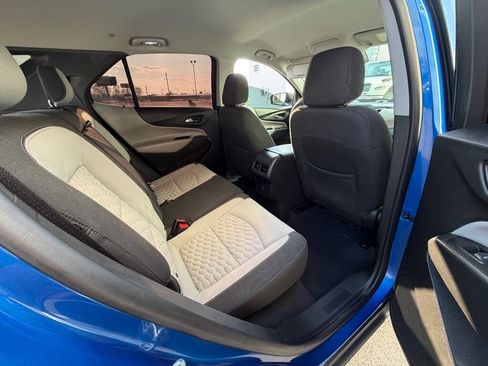 Used 2019 Chevrolet Equinox LS w/ LS Convenience Package image 7