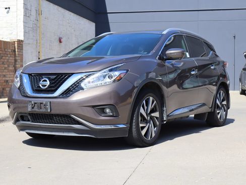 Used 2017 Nissan Murano Platinum w/ Platinum Technology Package FWD image 2
