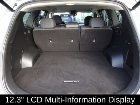 Used 2022 Hyundai Santa Fe SEL w/ Convenience Package FWD image 18
