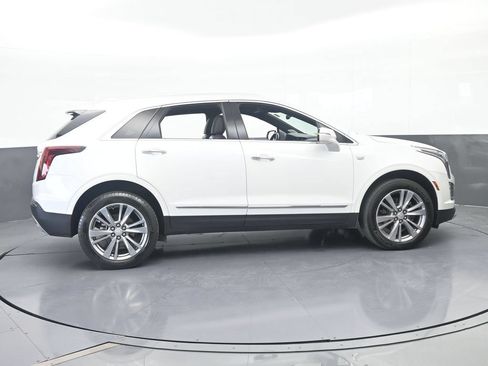 Used 2024 Cadillac XT5 Premium Luxury FWD image 7