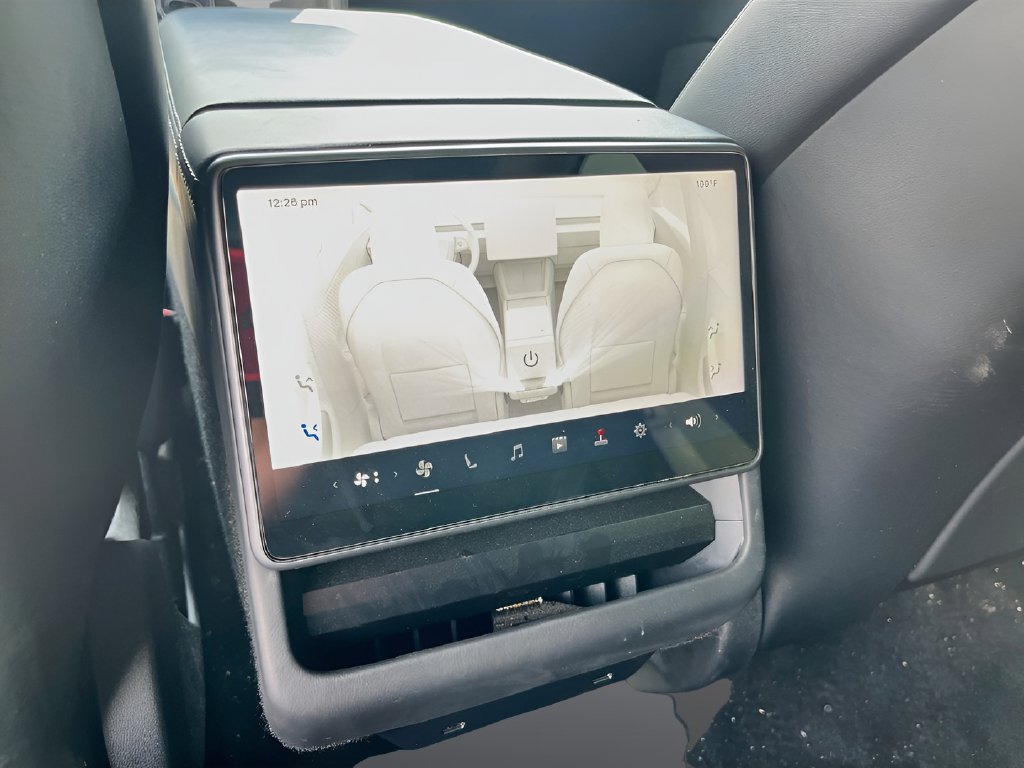 Used 2025 Tesla Model 3 Long Range RWD image 27