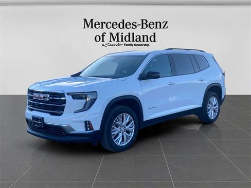 Used 2024 GMC Acadia Elevation image 3