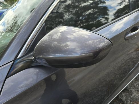 Used 2019 Honda Accord EX image 11