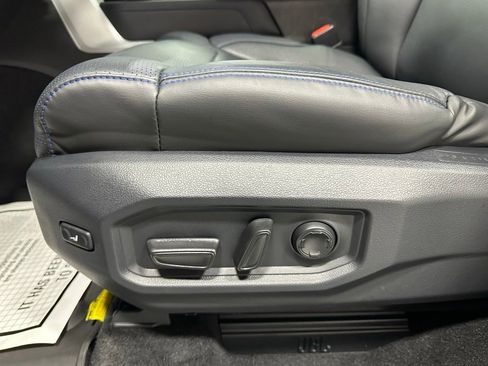 Used 2025 Toyota Tundra Platinum image 13