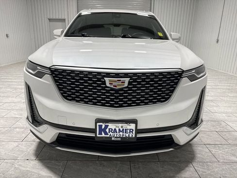 Used 2024 Cadillac XT6 Premium Luxury image 32