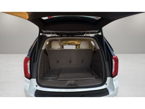 Used 2022 GMC Yukon Denali image 16