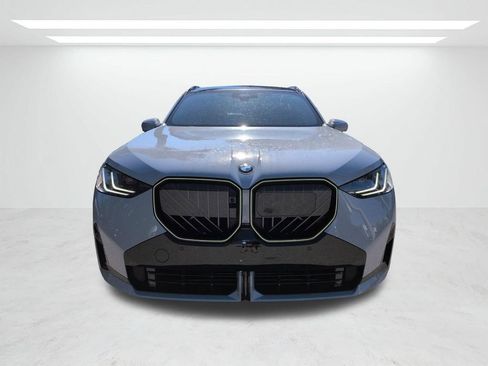 New 2026 BMW X3 xDrive30 w/ Premium Package AWD/4WD image 9
