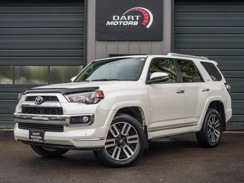 Used 2017 Toyota 4Runner Limited AWD/4WD image 3