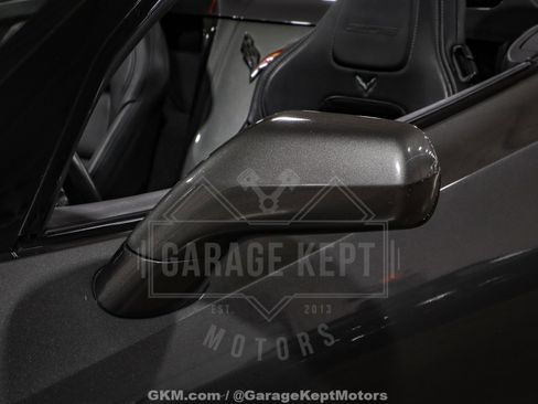 Used 2015 Chevrolet Corvette Z06 w/ 3LZ Preferred Equipment Group image 41