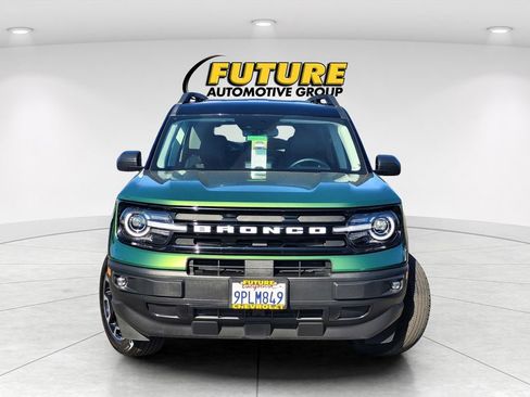 Used 2024 Ford Bronco Sport Outer Banks w/ Tech Package AWD/4WD image 2