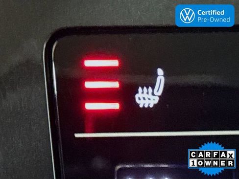 Used 2022 Volkswagen Tiguan SE image 20