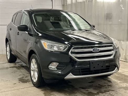 Used 2017 Ford Escape SE image 20