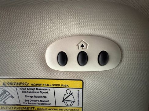 Used 2014 Ford Escape Titanium w/ Equipment Group 401A image 31