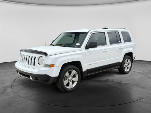 Used 2014 Jeep Patriot Limited FWD image 3