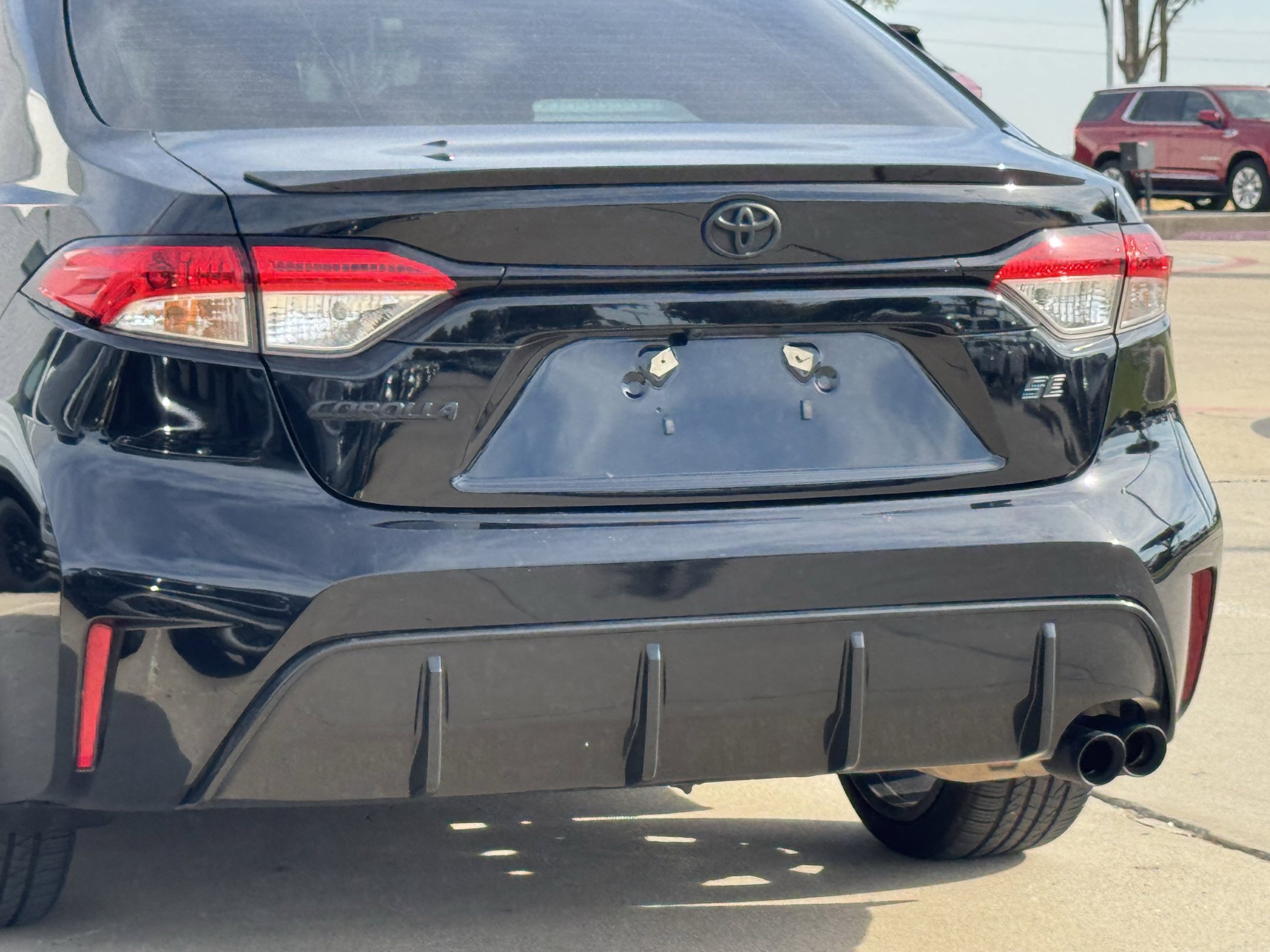 Used 2023 Toyota Corolla SE FWD image 8