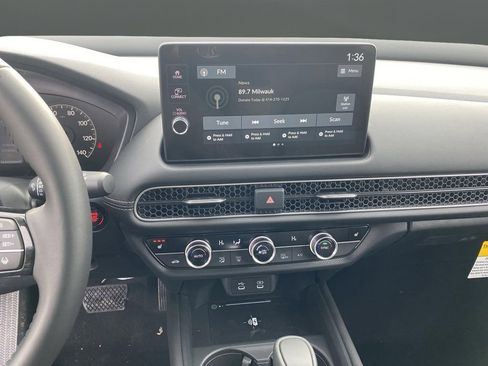 New 2026 Honda HR-V EX-L image 9