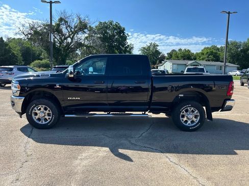 Used 2024 RAM 2500 Laramie w/ Chrome Bumper Package AWD/4WD image 2