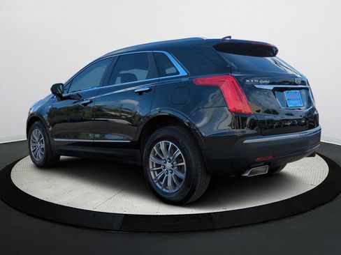 Used 2018 Cadillac XT5 Luxury w/ Driver Awareness Package image 6