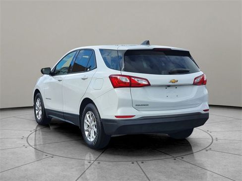Used 2019 Chevrolet Equinox LS w/ LS Convenience Package image 10
