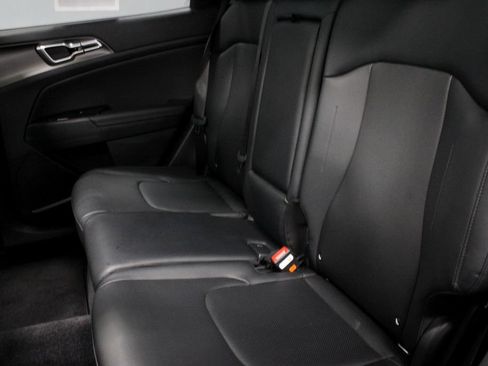 Used 2025 Kia Sportage EX w/ Premium Package AWD/4WD image 22