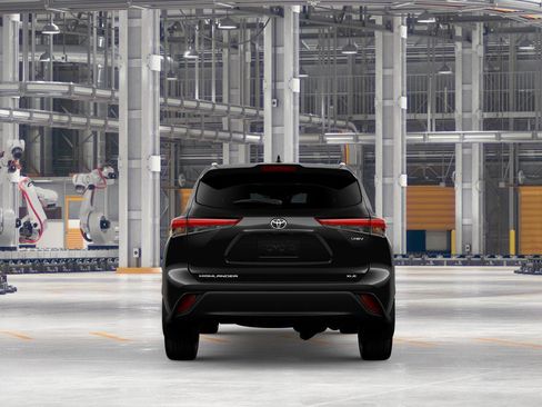 New 2026 Toyota Highlander XLE AWD/4WD image 8