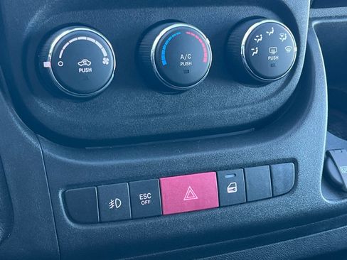 Used 2021 RAM ProMaster 3500 w/ Convenience Group image 20