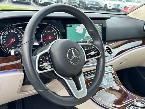 Used 2019 Mercedes-Benz E 300 4MATIC image 14