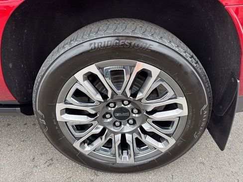 Used 2023 GMC Yukon XL Denali Ultimate image 39