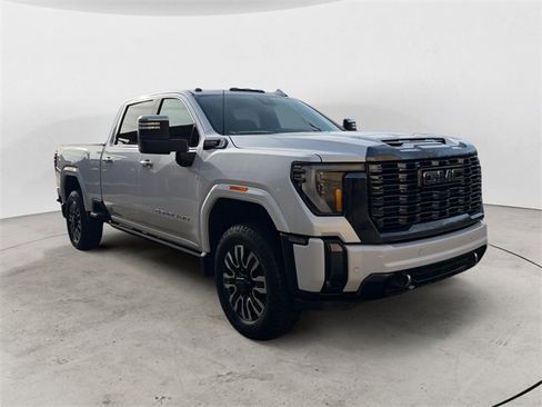 Used 2024 GMC Sierra 3500 Denali Ultimate image 7