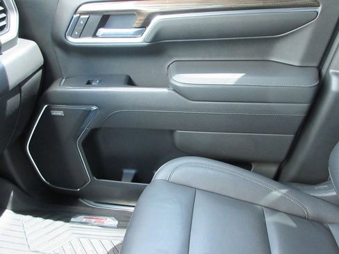 Certified 2022 Chevrolet Silverado 1500 LT Trail Boss w/ LT Trail Boss Premium Package AWD/4WD image 36