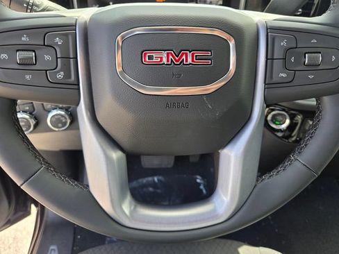 New 2026 GMC Sierra 1500 SLE w/ Preferred Package AWD/4WD image 22