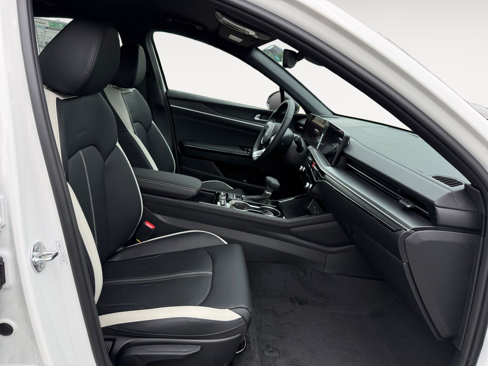 New 2026 Kia K5 GT-Line FWD image 19