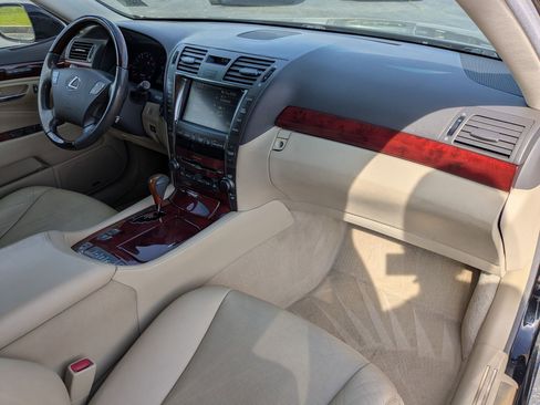Used 2007 Lexus LS 460 RWD image 30