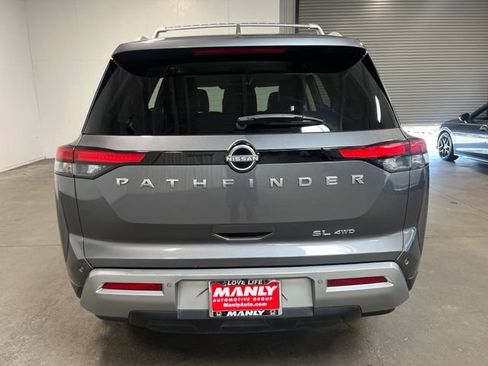 Used 2022 Nissan Pathfinder SL AWD/4WD image 4
