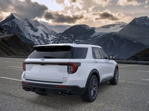 New 2026 Ford Explorer ST w/ Sun And Sound Package image 8