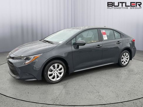 New 2026 Toyota Corolla LE FWD image 1