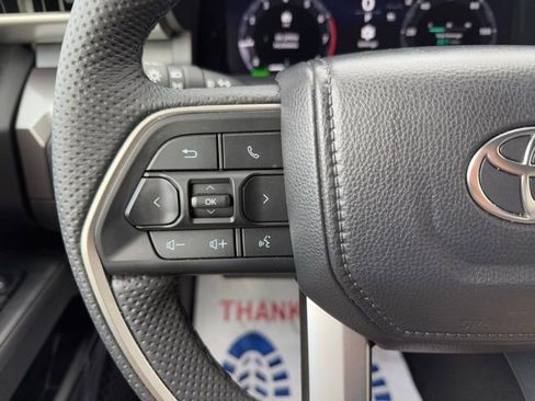 Used 2025 Toyota Tacoma TRD Off-Road image 20