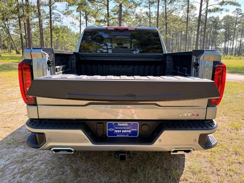 New 2026 GMC Sierra 1500 AT4 w/ AT4 Premium Package AWD/4WD image 5